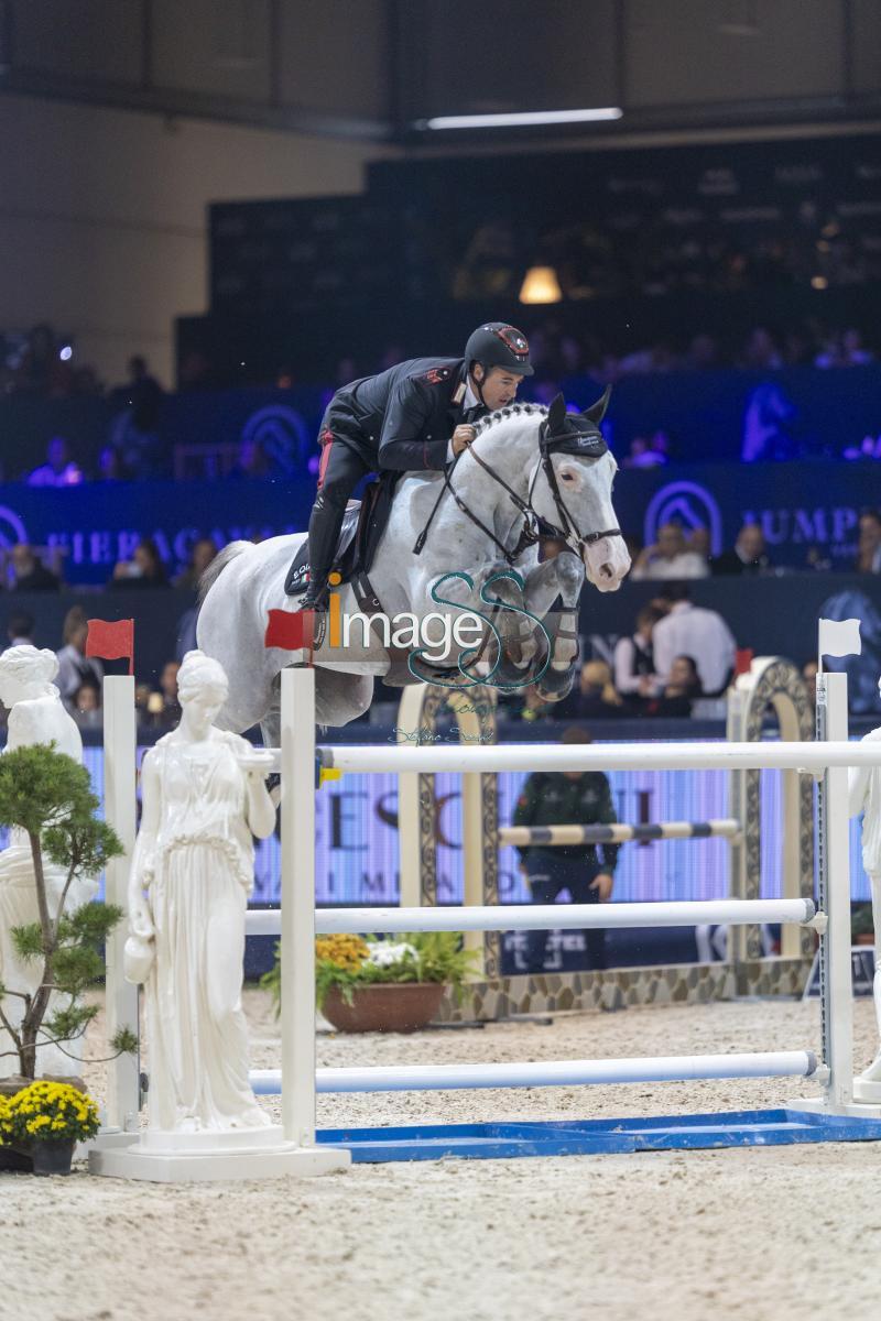 Gaudiano Emanuele (ITA) riding Jaja_Verona_20241109_SS358145.jpg